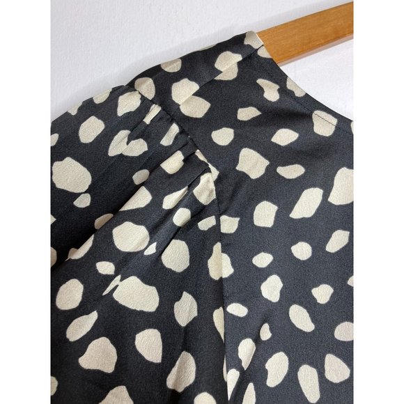 LOFT Black Beige Blouse Low Back Detail Women's Large - Picture 4 of 11